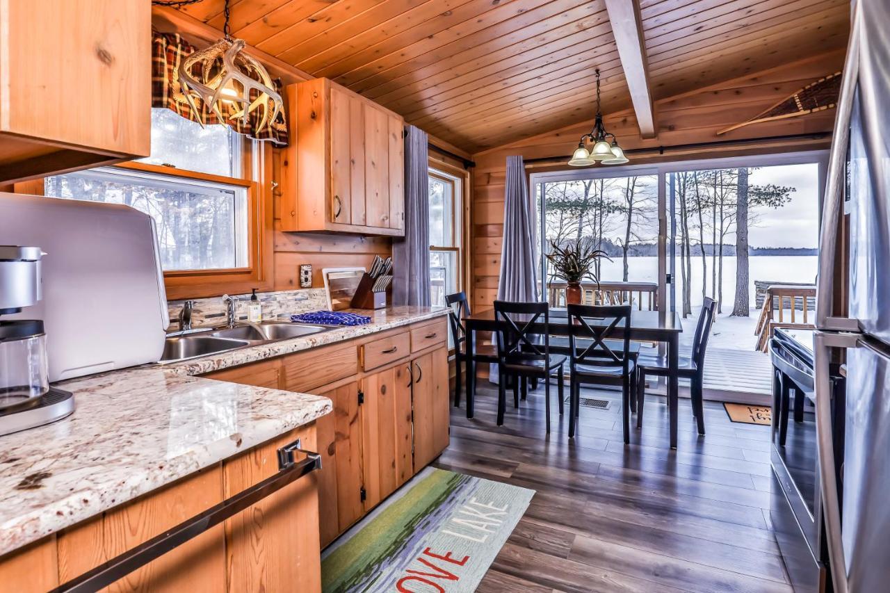 Behnkes Bungalow Manitowish Waters エクステリア 写真