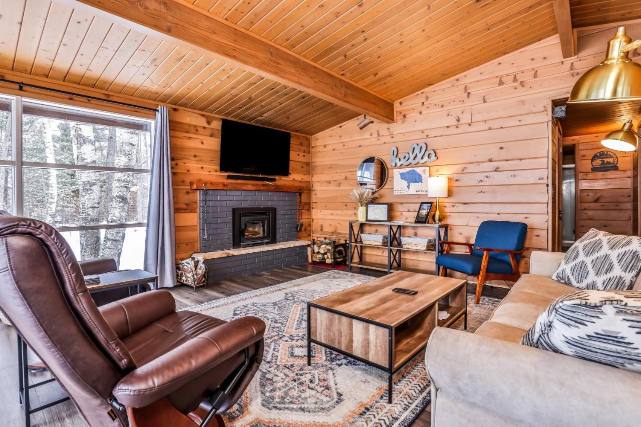 Behnkes Bungalow Manitowish Waters エクステリア 写真